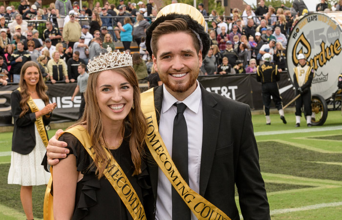 homecoming king and queen